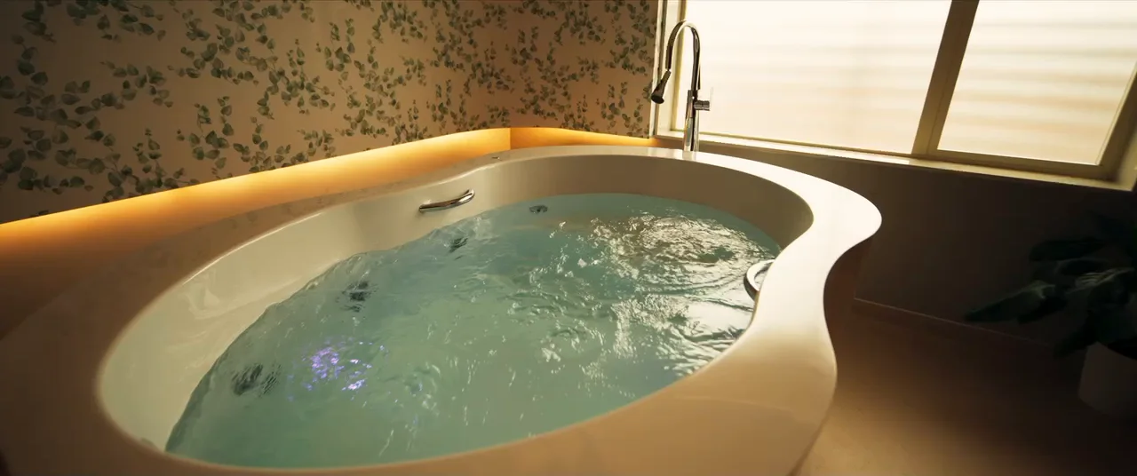 Water Birth · A Calmer Space for Labour